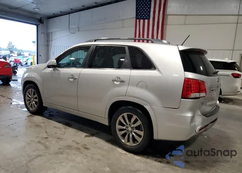 2013 Kia Sorento Sx z USA, uszkodzony, nr VIN 5XYKWDA2XDG384853